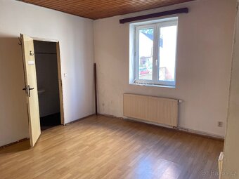 Pronájem garsonky v Jaroměři - 2