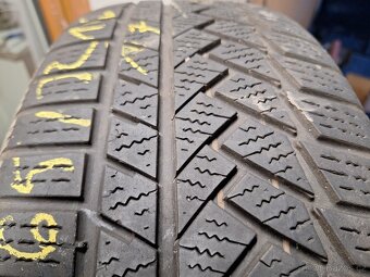 Prodám zimní pneu 215/65/16  102H  Continental - 2