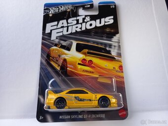 HOT WHEELS -NISSAN SKYLINE - 2