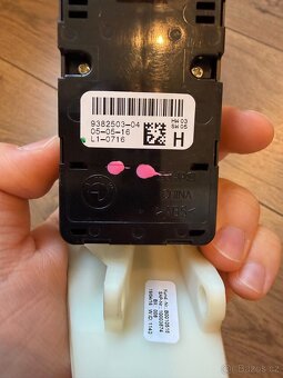 Ovládání oken BMW G11/G12 - 2