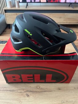 Přilba Bell 4Forty - 2