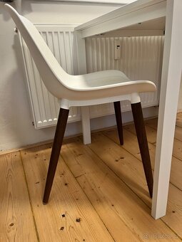 Jídelní stůl + 2 židle - 2