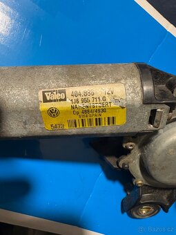 motorek zadního stěrače golf 4 - 2