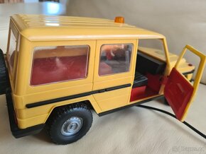 Stará hračka auto Puch G - 2