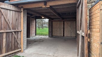 Skladovací prostory - stodola - 2