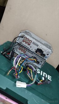 Prodám autoradio Sony CDX-M600R - 2