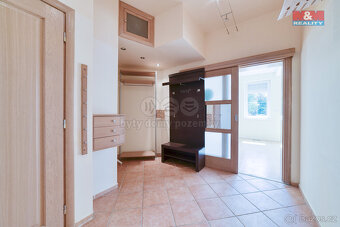 Prodej rodinného domu, 232 m², Mariánské Lázně, U Zastávky - 2