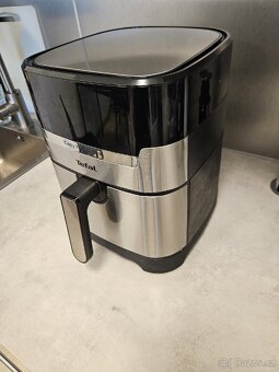 Tefal Easy Fry & Grill
- 2