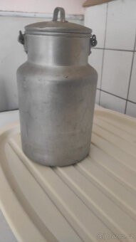 Skleněné nádobky na sůl, cukr, starožitnosti.. - 2