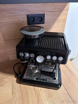 Kávovar Espresso SAGE BES875BKS - 2