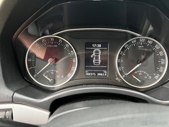 Škoda Octavia 1.6 TDi combi - 2