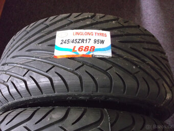 245/45 R17 - 2