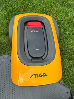 Stiga A1500 - předváděcí bezdrátová robotická sekačka - 2