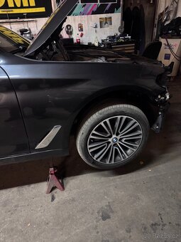 Blatnik BMW G30 - 2