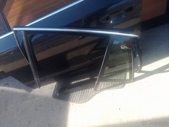 Superb 2 II DVEŘE - 2