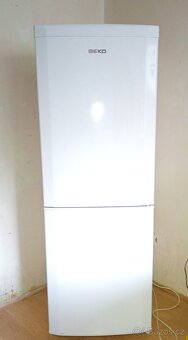 Kombinovaná chladnička s mrazničkou Beko 232 L, (Prodáno) - 2