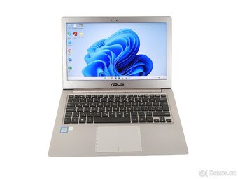 Asus ZenBook UX303U 13.3" i5-6200u 12gb ram 256gb ssd W11 - 2