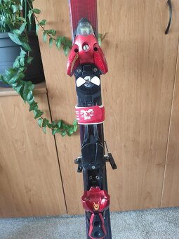 Prodám lyžařský set(lyže,hůlky,lyžáky a nový obal na lyže) - 2