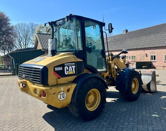 Klouboví nakladač CAT 908H žluté České SPZ - 2