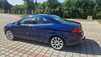 Ford Focus CC/cabrio/modrá/dobrý stav/tažné zařízení - 2