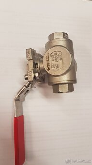 Nerezový třícestný ventil - 2