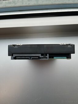 Pevný disk HDD 3.5" SATA - 3000 GB - 2