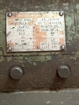 Motor (data na štítku motoru) - 2