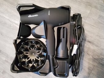 Vysoušeč vlasů fén - 2