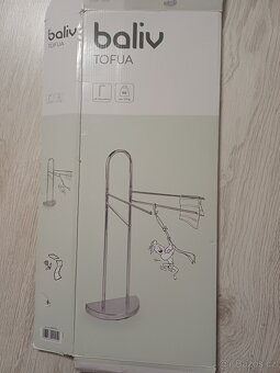 Stojan na ručníky - 2