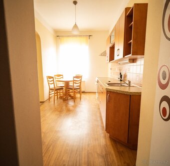 Prodej bytu 2+1, 70 m² – Broumov - 2