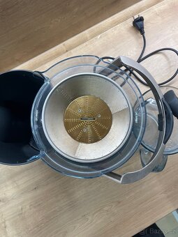 Odšťavňovač Catler - 2