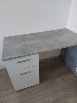 Psací stůl - 2