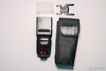 Blesk Godox TT685C pro Canon - 2