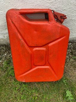 Plechový kanystr 20l - 2