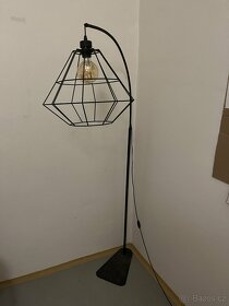 designová stojací lampa - 2