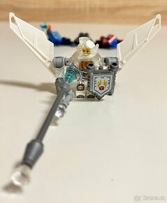 Lego Nexo Knights 70337 Úžasný Lance - 2