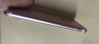 iPhone 7 funkční lehce prasklý displej mimo obrazovku - 2