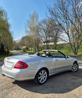 Mercedes-Benz CLK 320 - 2