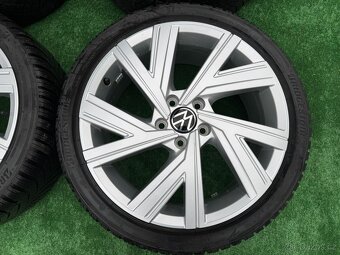Originál alu kola VW Golf 8 5x112 R18 zimní zánovní - 2