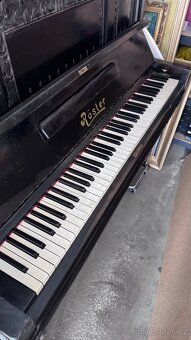 Prodám pianino Rösler – krásný zvuk i design - 2