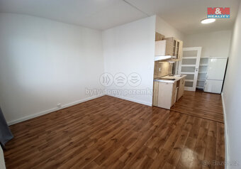 Pronájem bytu 1+kk, 28 m², Liberec, ul. Bezová - 2