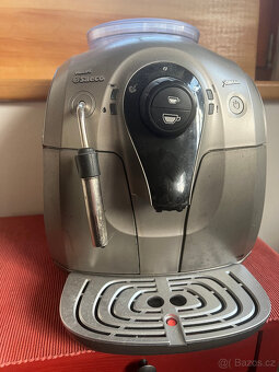 Kávovar Philips Saeco HD 8747 XSmall - TOP - 2