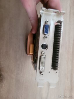 Grafická karta - 2