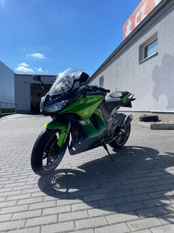 Kawasaki Z1000SX - 2