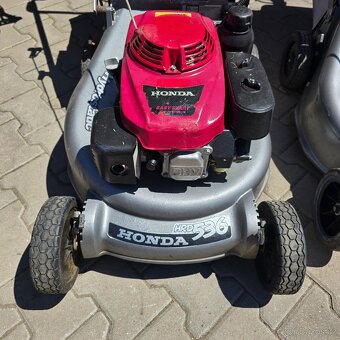 Sekačka Honda Hrd 536 kus 13tis - 2