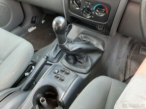 Jeep Cherokee KJ - 2