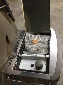 WEBER SUMMIT S 670 GBS - 2