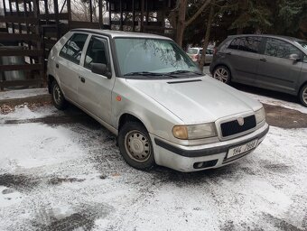 Felicie 1,3 benzin - 2