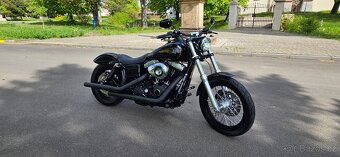 Harley Davidson-Dyna Street Bob - 2