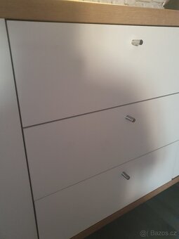 Komoda - 2